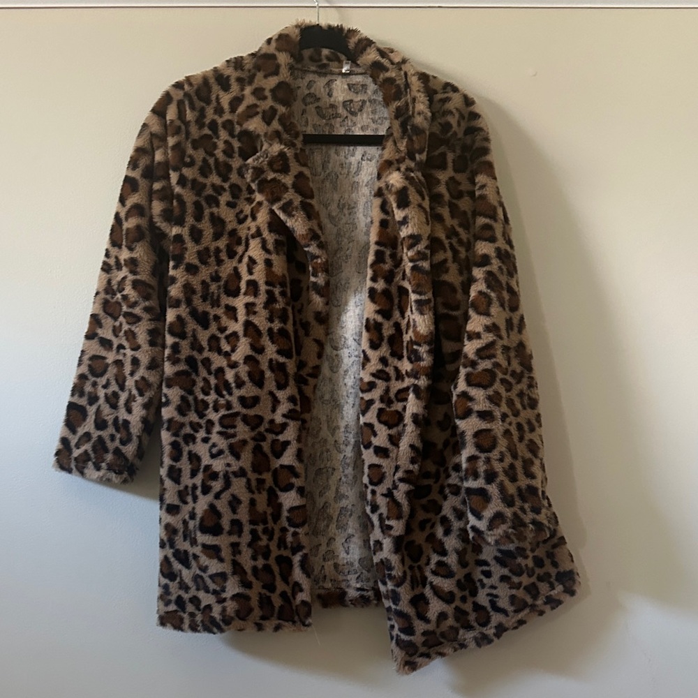 Source Unknown Animal Print Teddy Jacket